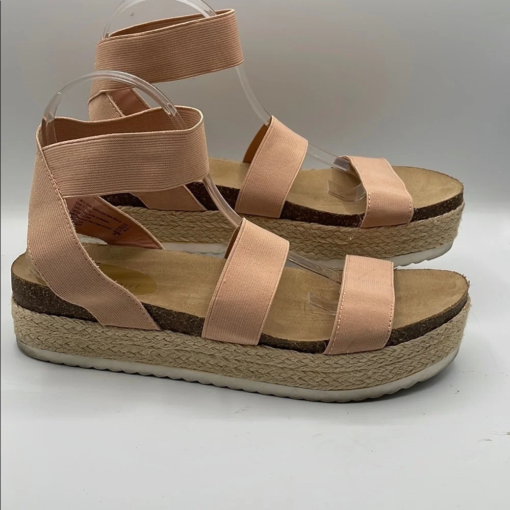 Steve Madden Women's Blush Platform Sandals, size 11